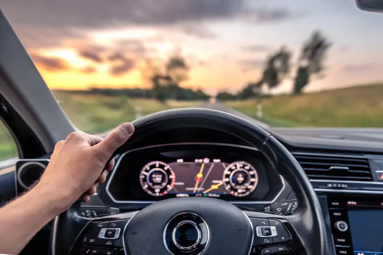 Apa yang Membuat Dashboard Mobil Berisik? Ternyata Ini!