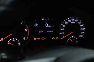 Apa Arti Tanda Seru di Dashboard Mobil? Ternyata Ini!