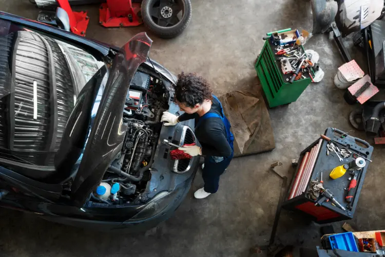 Mengenal Jenis-Jenis Servis Mobil agar Performanya Selalu Bagus