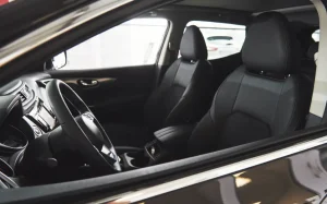 Pentingnya Menjaga Kebersihan Interior Mobil: Nyaman dan Sehat!