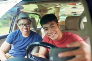 6 Rahasia Nyetir Mobil Aman & Nyaman yang Sebaiknya Ditiru