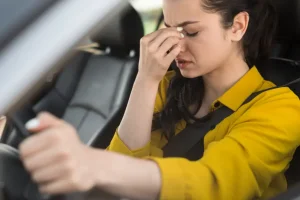 Tips Mengatasi Mabuk Perjalanan Saat Mudik Naik Mobil